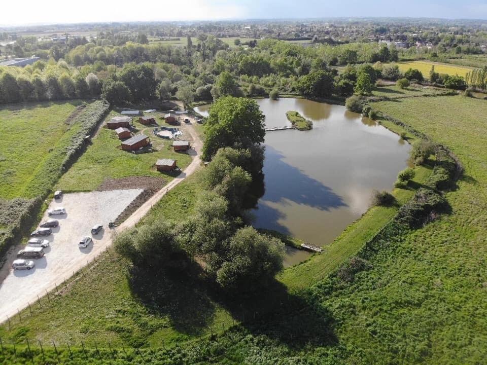 Studio Domaine Du Vieux Chene Bergerac Esterno foto